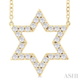 1/4 Ctw Star of David Round Cut Diamond Fashion Pendant With Chain in 14K Yellow Gold